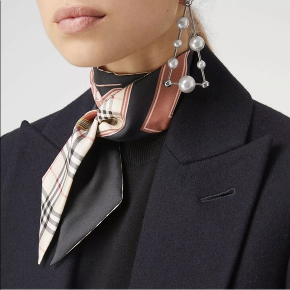 burberry silk neck scarf